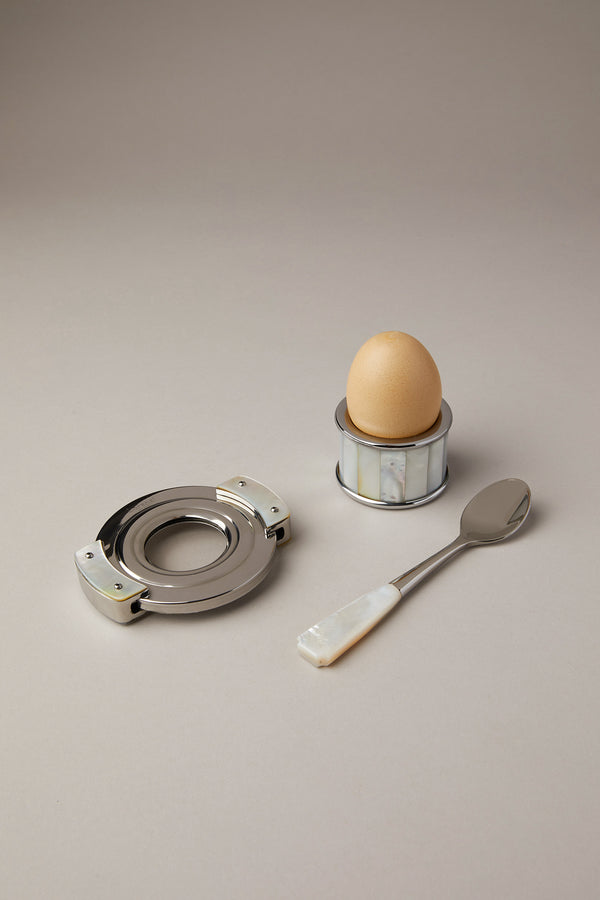 Set da uovo sodo alla coque in Madreperla - Mother of pearl French-style boiled egg set