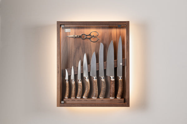Coltelliera piccola con vetro in Cervo (palco) - Stag antler Small cabinet wall-mounted knives set