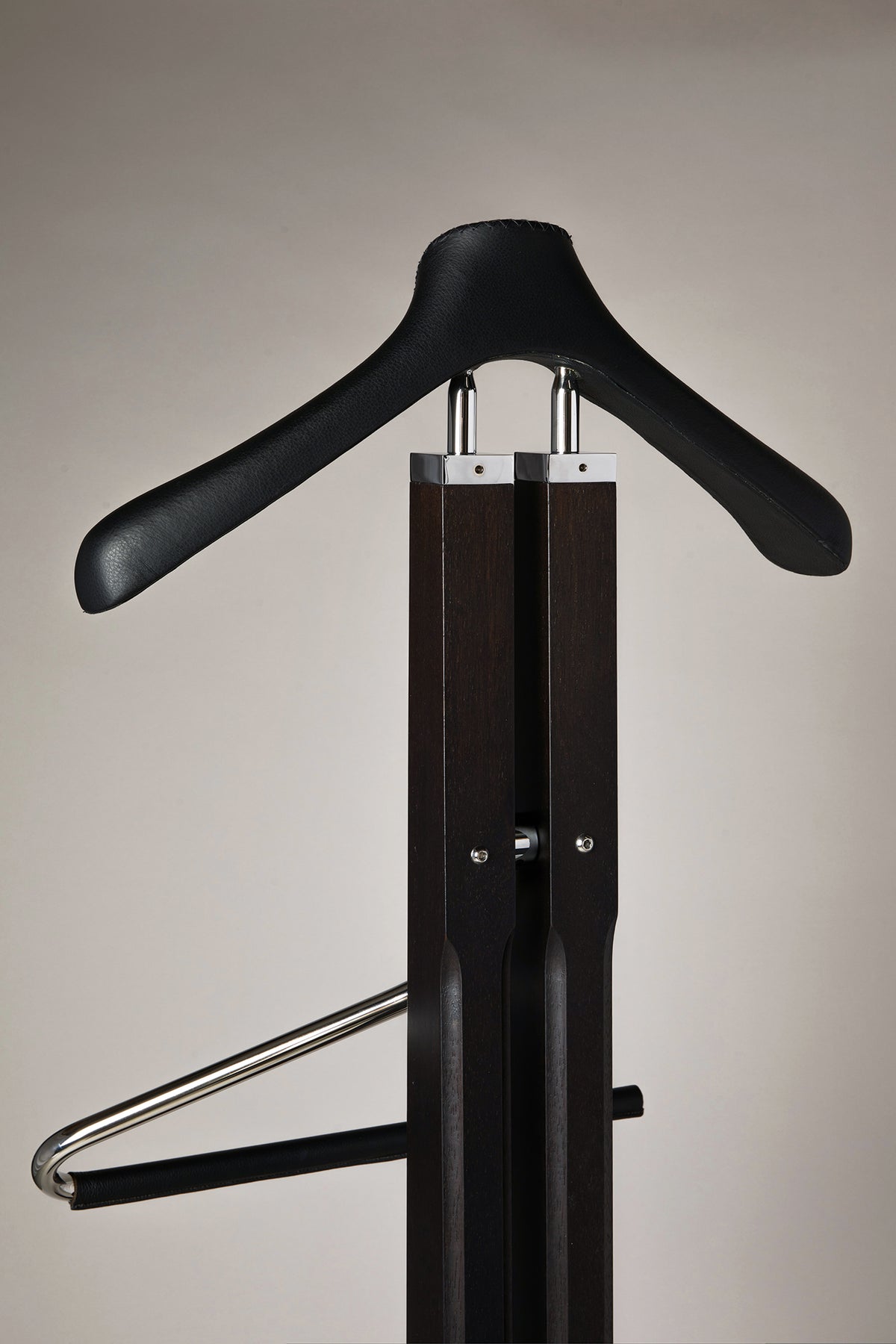 Nautical leather Wardrobe valet plain shoulders – Lorenzi Milano