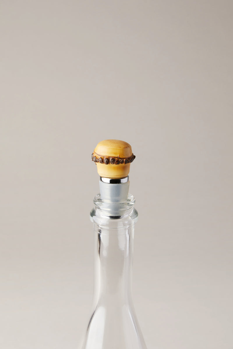 Bamboo conical bottle cap