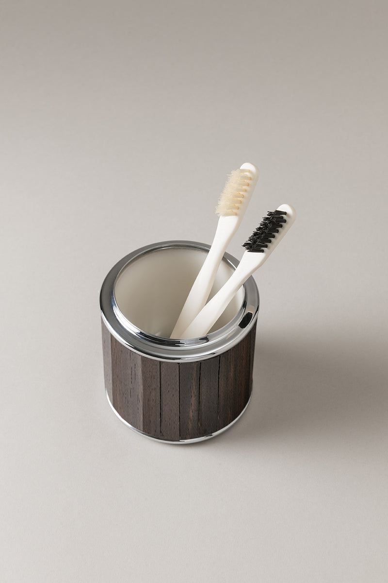 Portaspazzolino con supporto dentifricio by bennygoll Portaspazzolino con supporto dentifricio by bennygoll
