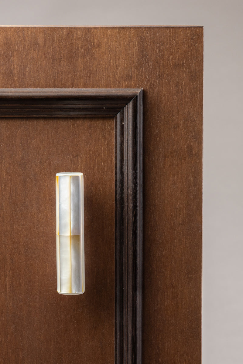 Mother of pearl Handle