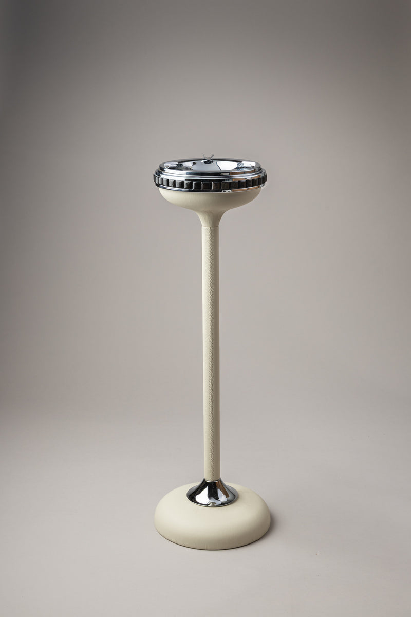 Oryx Ashtray with stand