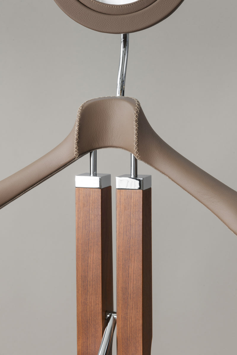 White Carrara marble Bathroom valet with mirror and plain shoulders