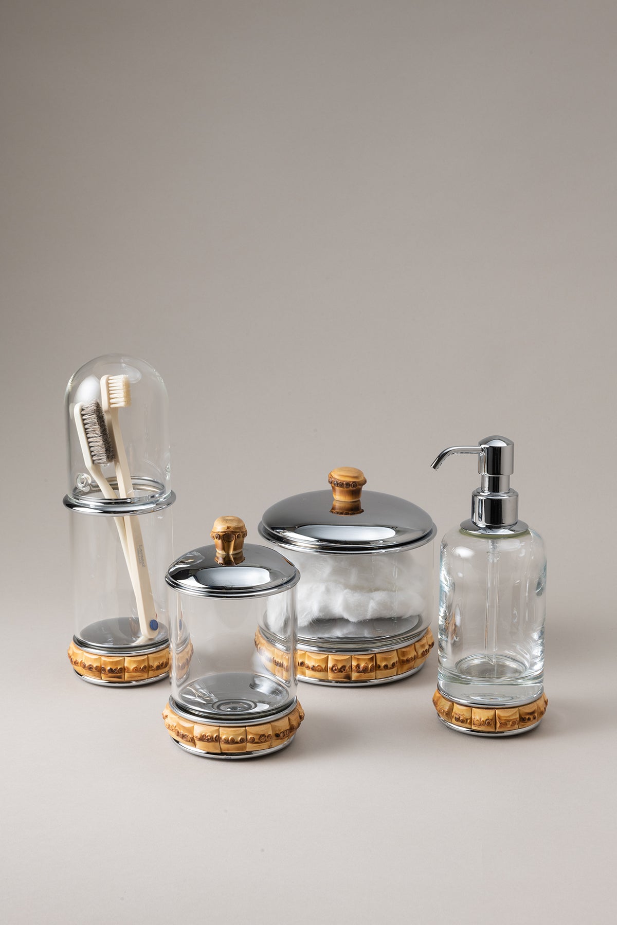 lorenzi Glass toothbrush pot ガラス歯ブラシ　ケース Oryx Glass toothbrush pot with glass dome – Lorenzi Milano