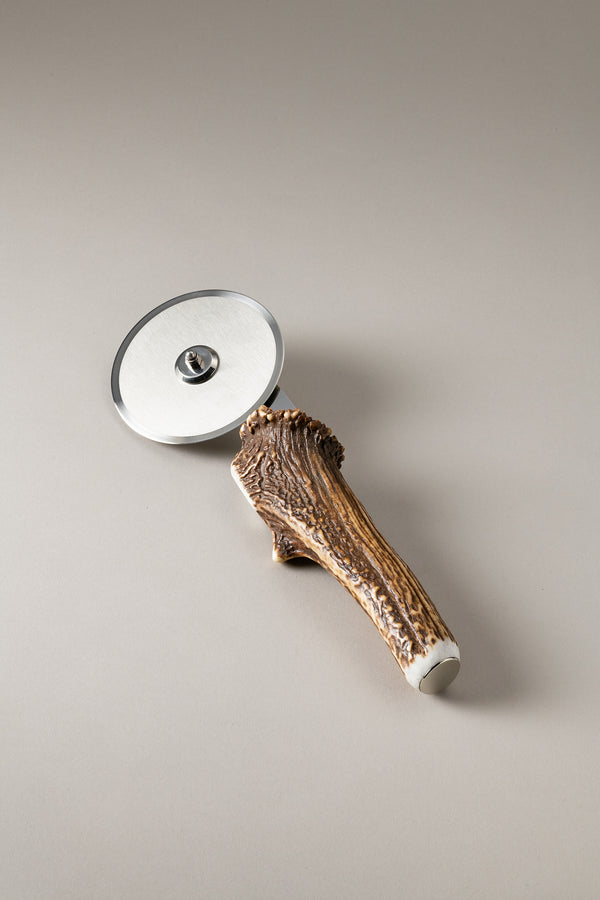 Stag antler Pizza cutter