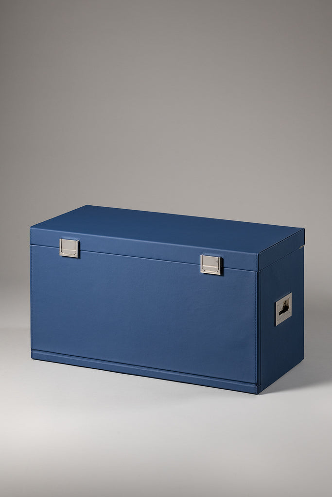 Small seaside pic nic trunk