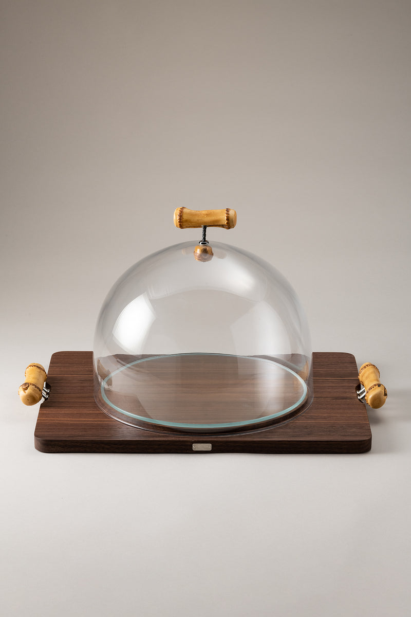 Cheese cutting board with dome
