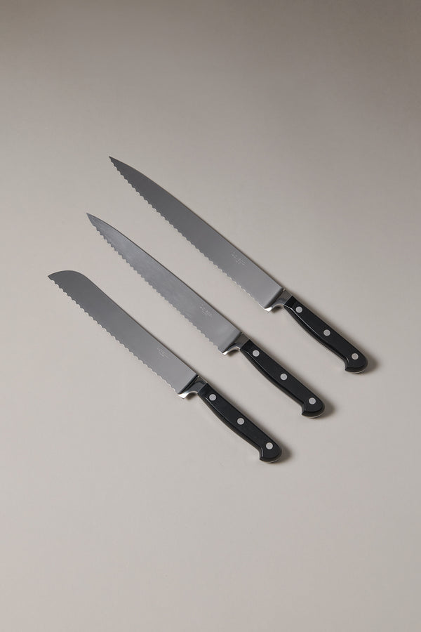 Bread knifes