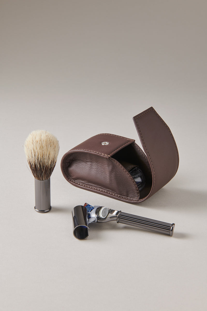 Black nikel Travelling shaving set