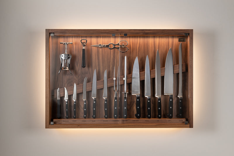 Medium cabinet wall-mounted knives set
