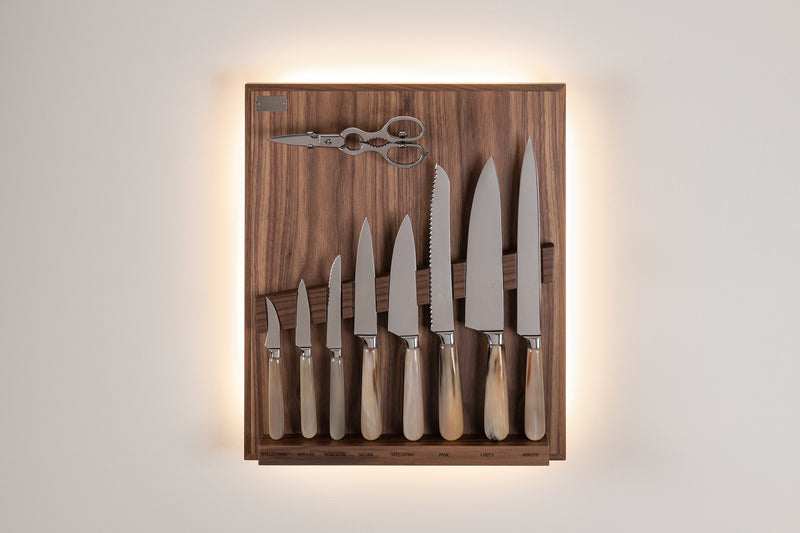 Coltelliera piccola in Zebu - Zebu Small wall-mounted knives set